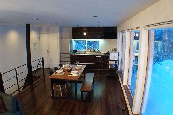 kitchen9B826F01-EC4F-8A1E-4CCF-162BE884257A.jpg